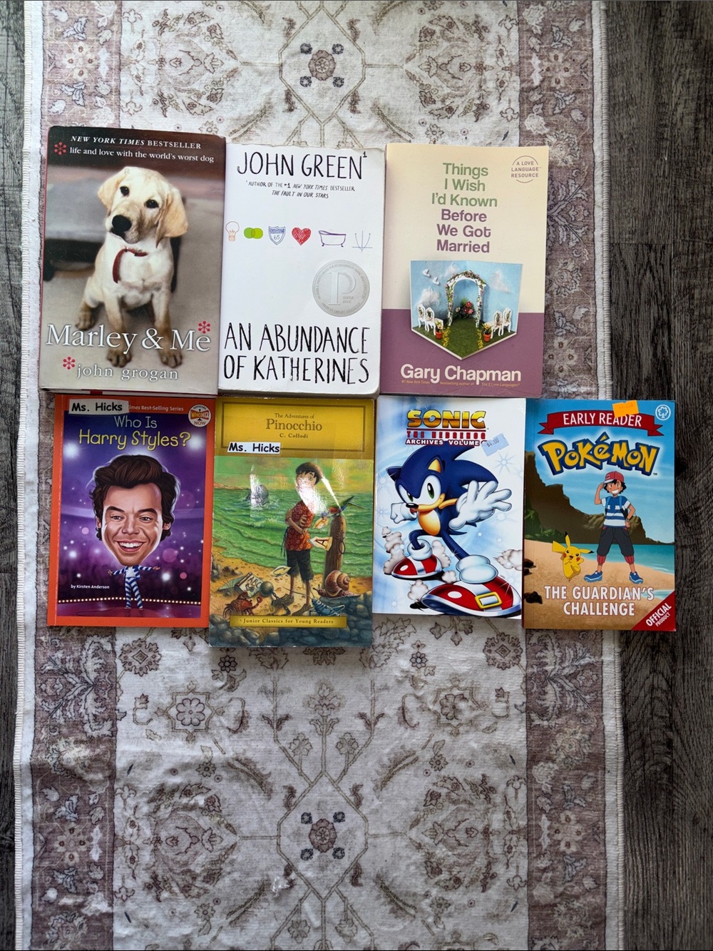 Bundle of 7 Books - Including Marley & Me & More